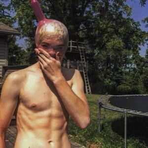 Meet your Posher, Caleb